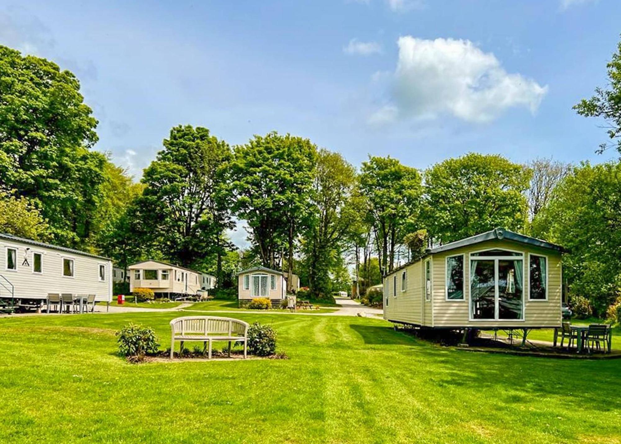 Woodovis Park Hotel Tavistock  Eksteriør billede
